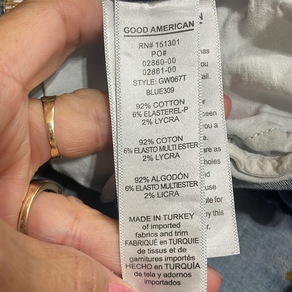 (Q1) GOOD AMERICAN jeans, size 2/26 - Picture 10 of 13